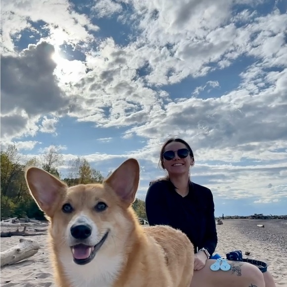 Meet your Posher, Kristin - Picture 1 of 1